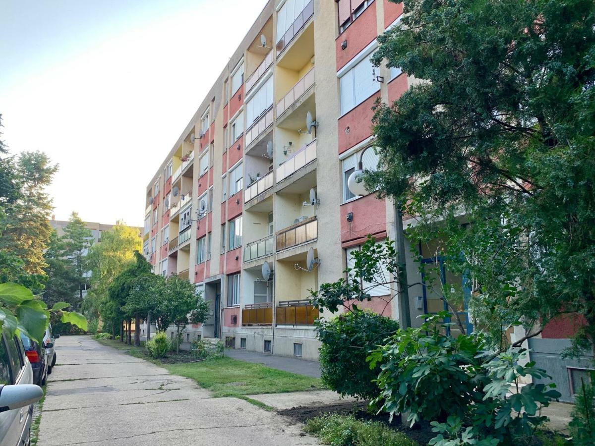 Anita Apartman Hajduszoboszlo Luaran gambar